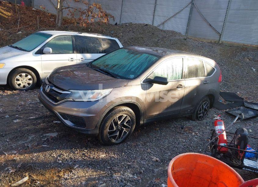 Photo 2 of 2016 Honda Cr-v SE (VIN 2HKRM4H42GH661908)