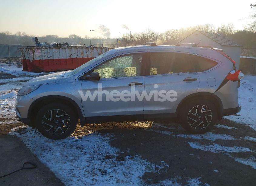 Photo 14 of 2016 Honda Cr-v SE (VIN 2HKRM4H45GH607132)