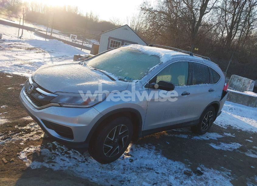 Photo 2 of 2016 Honda Cr-v SE (VIN 2HKRM4H45GH607132)