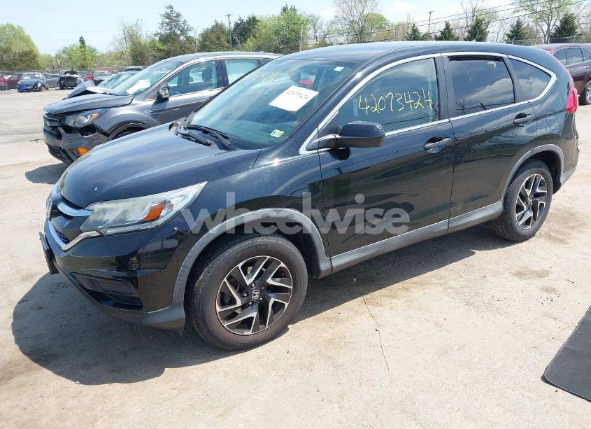 Photo 2 of 2016 Honda Cr-v SE (VIN 2HKRM4H47GH677439)