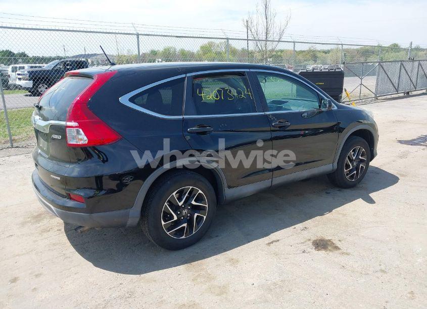 Photo 4 of 2016 Honda Cr-v SE (VIN 2HKRM4H47GH677439)
