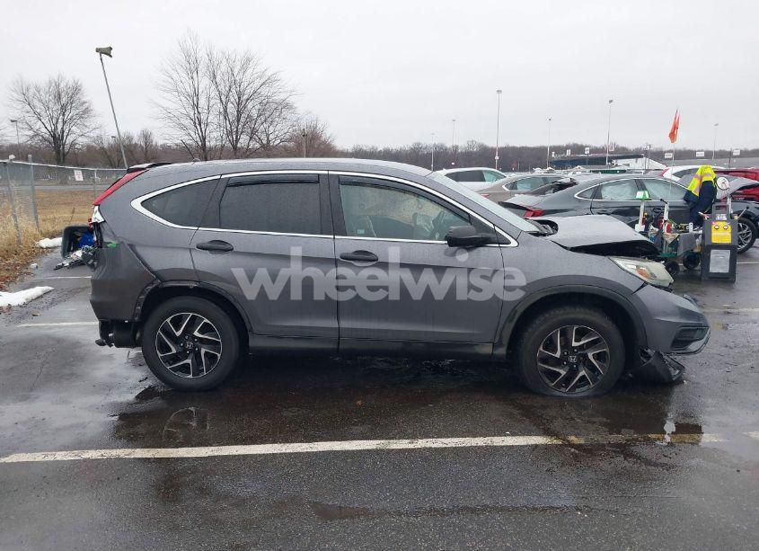 Photo 13 of 2016 Honda Cr-v SE (VIN 2HKRM4H47GH720547)