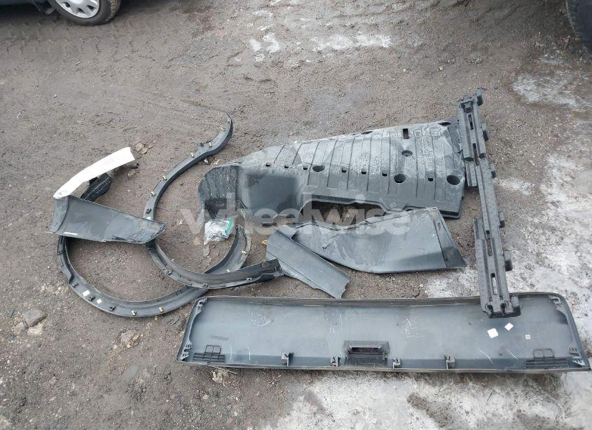 Photo 12 of 2015 Honda Cr-v EX (VIN 2HKRM4H51FH661034)