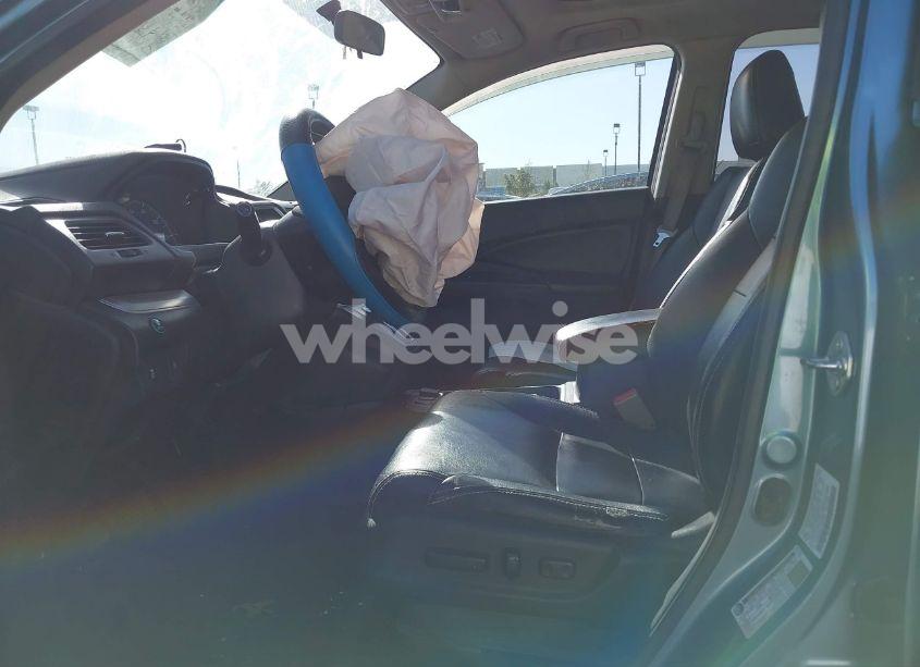 Photo 5 of 2016 Honda Cr-v EX (VIN 2HKRM4H57GH601552)