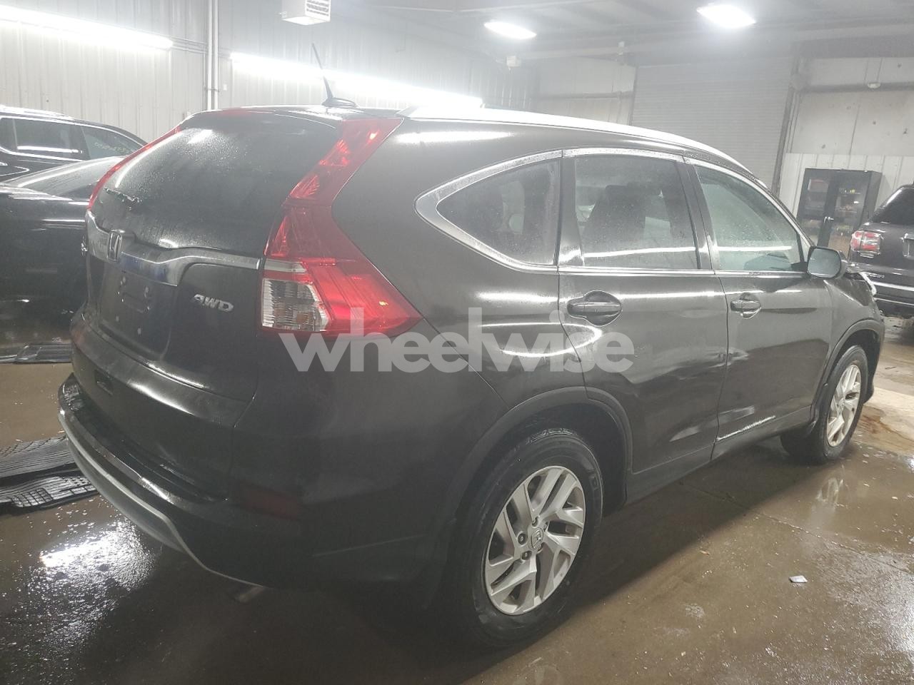 Photo 3 of 2016 HONDA CR-V EXL (VIN 2HKRM4H73GH692918)