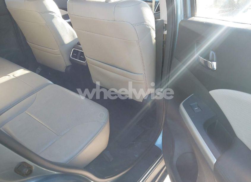 Photo 8 of 2016 Honda Cr-v EX-L (VIN 2HKRM4H78GH601237)