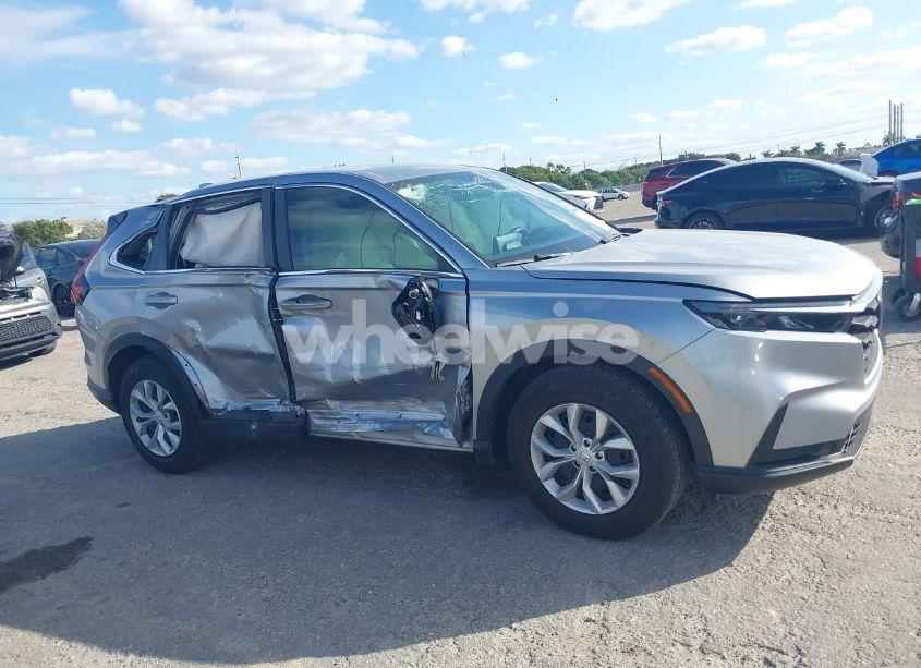 Photo 13 of 2024 Honda Cr-v LX 2WD (VIN 2HKRS3H21RH308688)