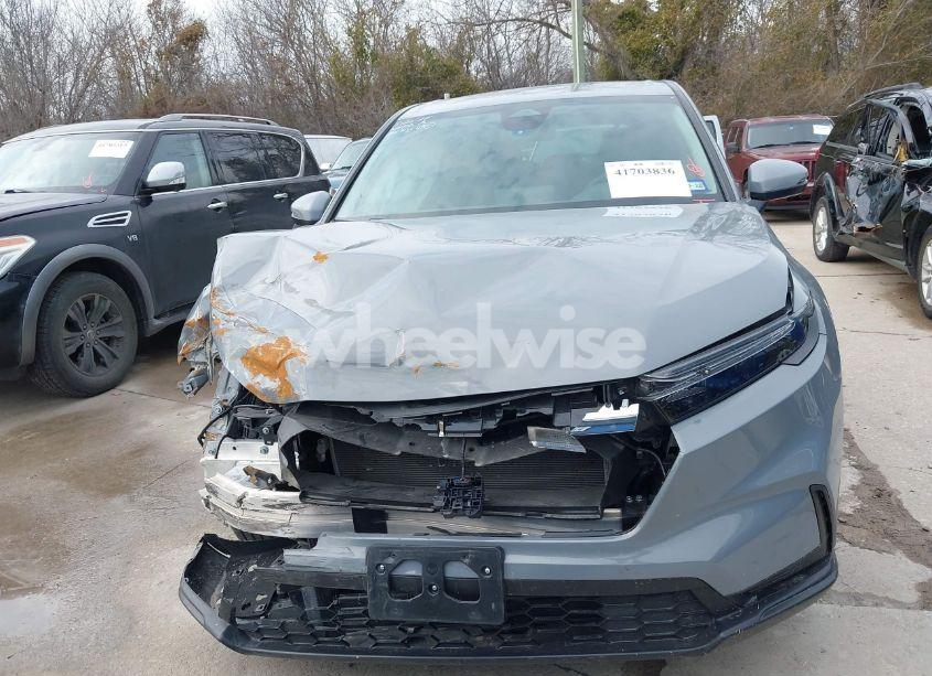 Photo 11 of 2024 Honda Cr-v LX 2WD (VIN 2HKRS3H24RH318065)