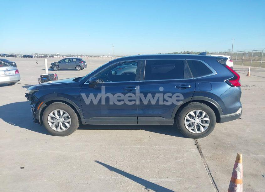 Photo 15 of 2023 Honda Cr-v LX 2WD (VIN 2HKRS3H27PH305548)