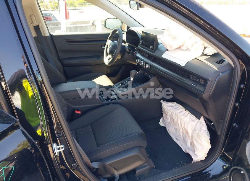 Photo 5 of 2024 Honda Cr-v LX 2WD (VIN 2HKRS3H2XRH332343)