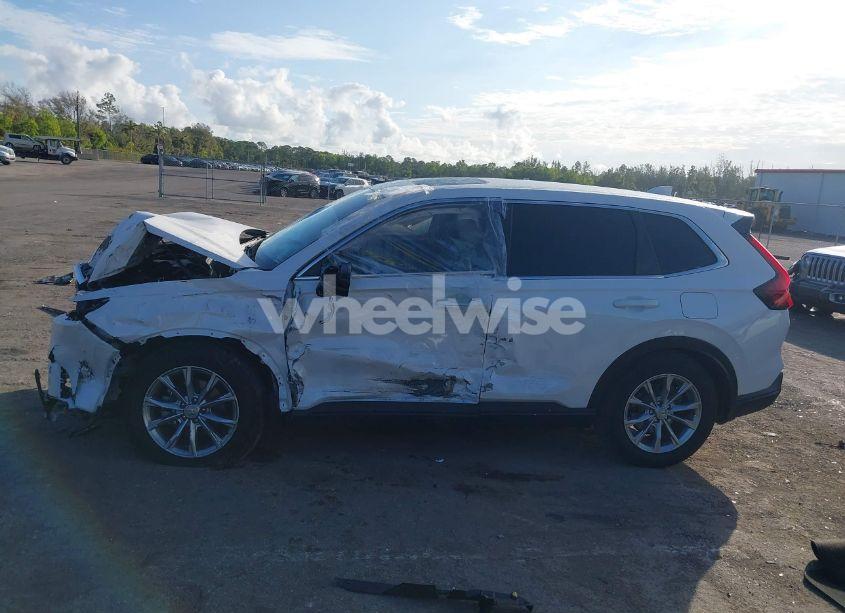 Photo 14 of 2024 Honda Cr-v EX 2WD (VIN 2HKRS3H43RH311688)