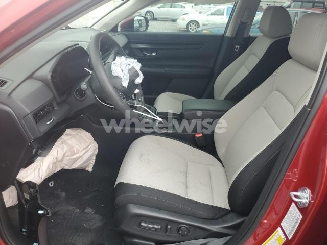 Photo 3 of 2025 HONDA CR-V EX (VIN 2HKRS3H46SH320102)