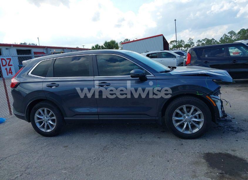 Photo 13 of 2024 Honda Cr-v EX 2WD (VIN 2HKRS3H47RH328977)