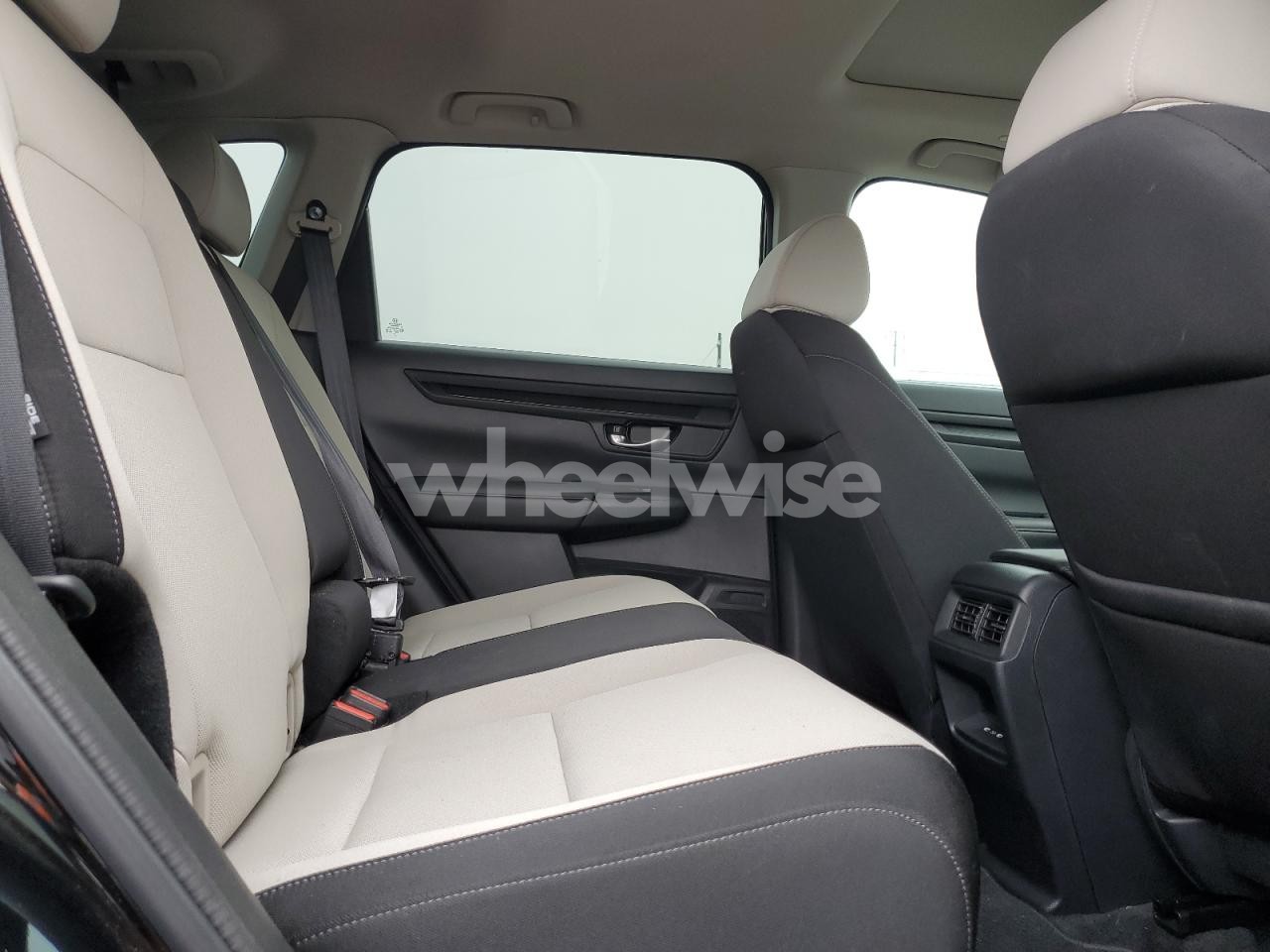 Photo 11 of 2025 HONDA CR-V EX (VIN 2HKRS3H47SH309304)