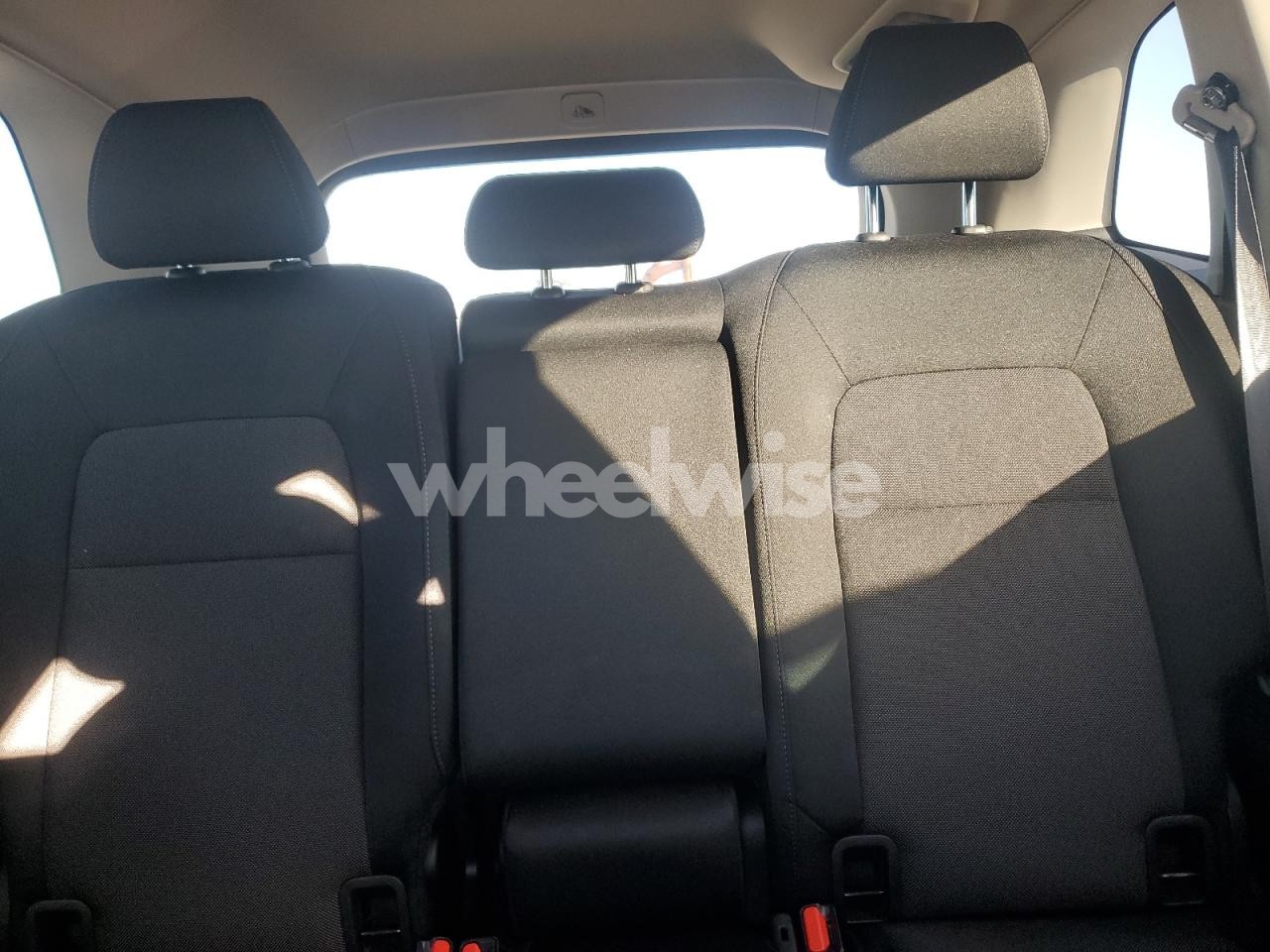 Photo 10 of 2025 HONDA CR-V EX (VIN 2HKRS3H47SH341105)