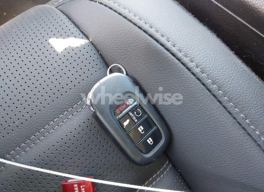 Photo 11 of 2025 Honda Cr-v EX-L 2WD (VIN 2HKRS3H73SH301730)