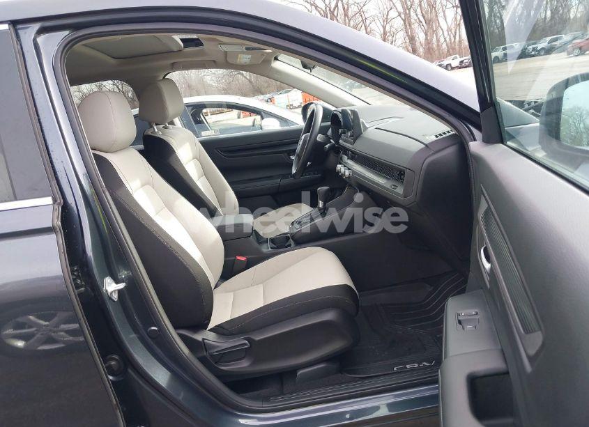 Photo 5 of 2024 Honda Cr-v EX AWD (VIN 2HKRS4H40RH439960)