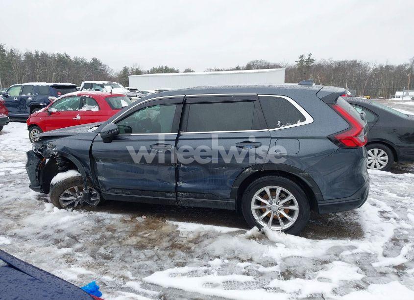 Photo 13 of 2024 Honda Cr-v EX AWD (VIN 2HKRS4H41RH479643)