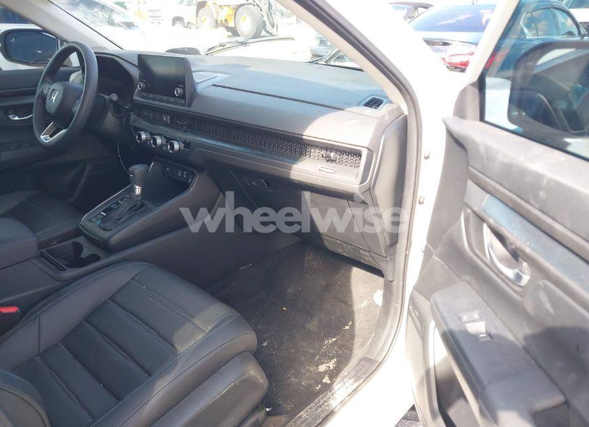 Photo 5 of 2024 Honda Cr-v EX AWD (VIN 2HKRS4H42RH481790)