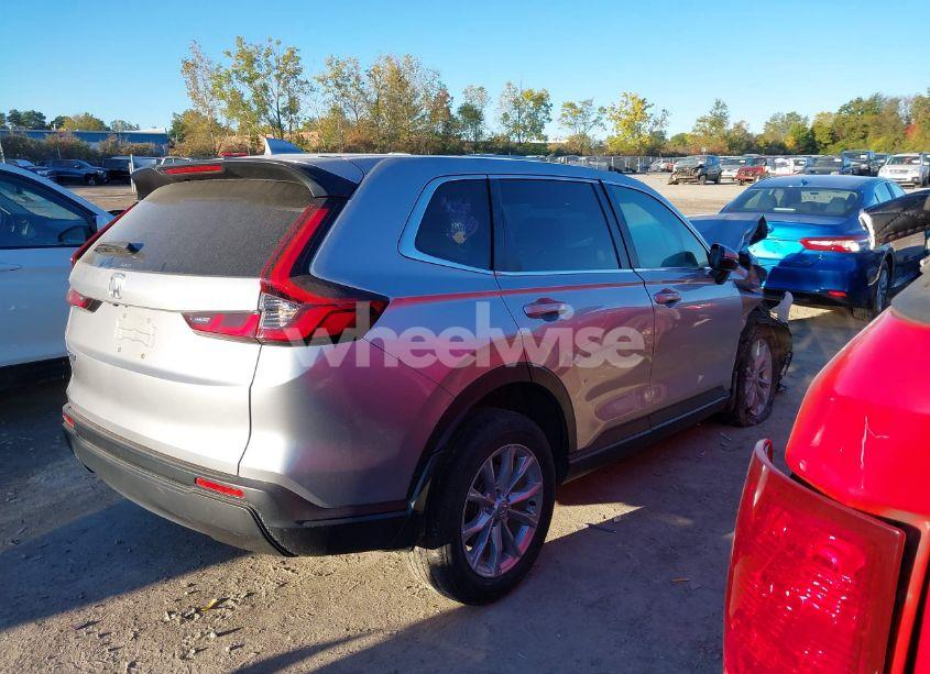 Photo 4 of 2024 Honda Cr-v EX AWD (VIN 2HKRS4H44RH413281)