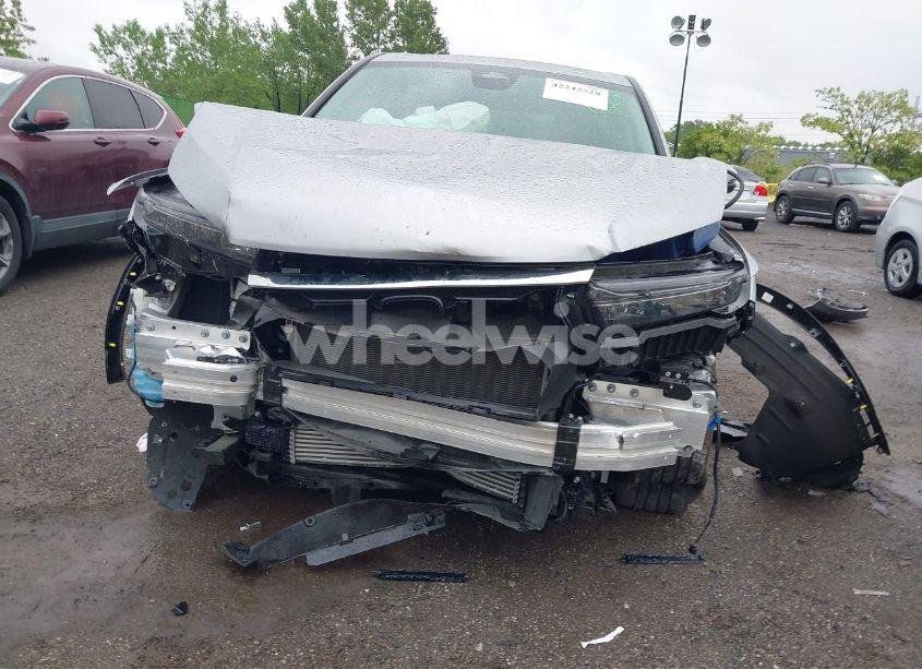 Photo 6 of 2024 Honda Cr-v EX AWD (VIN 2HKRS4H44RH433496)