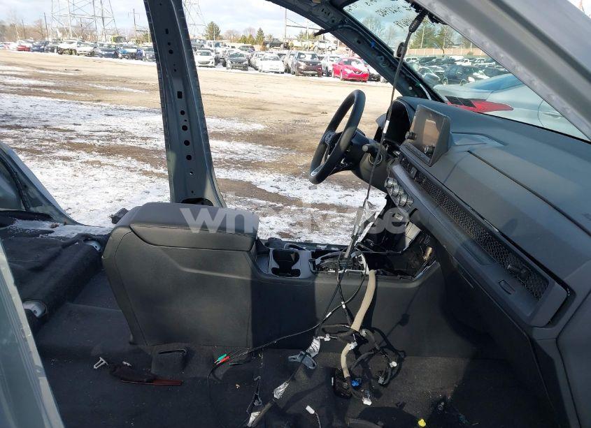 Photo 5 of 2025 Honda Cr-v EX AWD (VIN 2HKRS4H48SH409689)