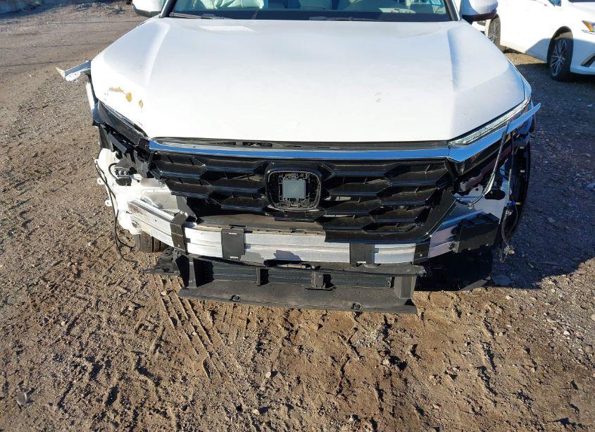 Photo 6 of 2023 Honda Cr-v EX AWD (VIN 2HKRS4H4XPH410818)