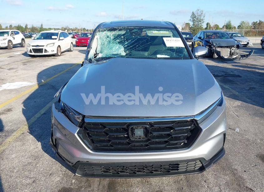 Photo 12 of 2024 Honda Cr-v EX AWD (VIN 2HKRS4H4XRH461223)