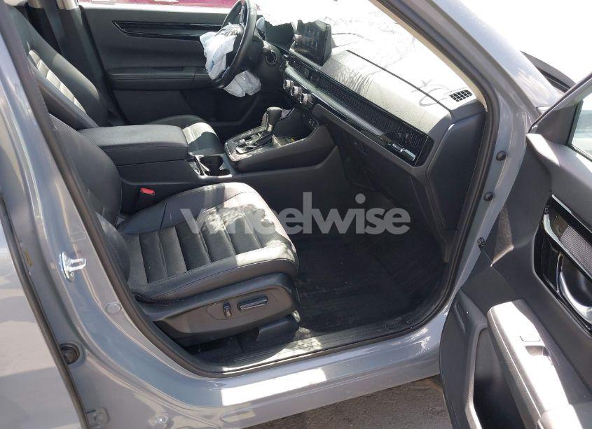 Photo 5 of 2024 Honda Cr-v EX-L AWD (VIN 2HKRS4H75RH427443)