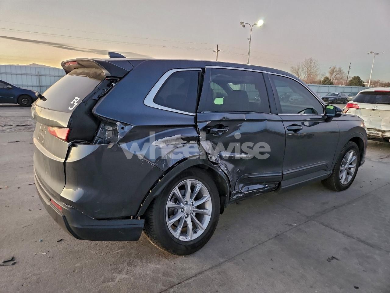 Photo 3 of 2024 HONDA CR-V EXL (VIN 2HKRS4H76RH419075)