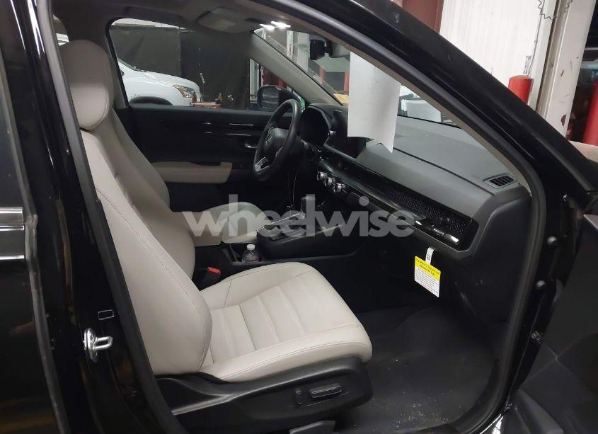 Photo 5 of 2024 Honda Cr-v EX-L AWD (VIN 2HKRS4H77RH431168)