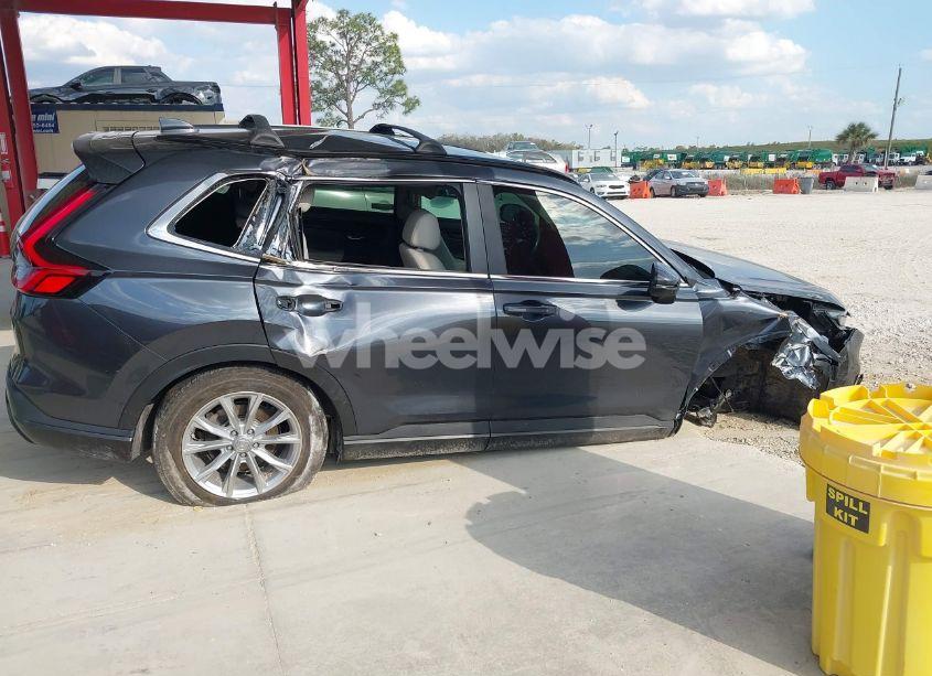 Photo 13 of 2024 Honda Cr-v EX-L AWD (VIN 2HKRS4H78RH427792)