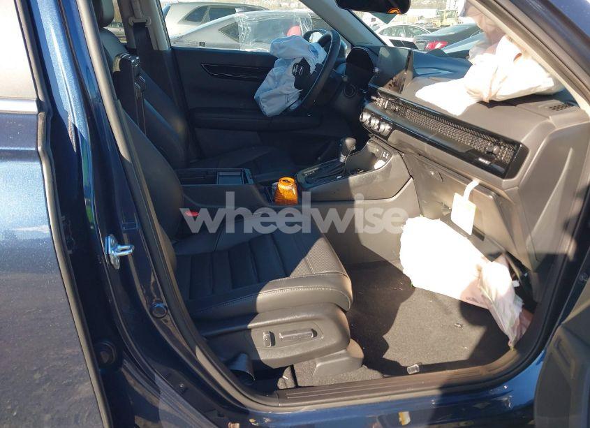 Photo 5 of 2025 Honda Cr-v EX-L AWD (VIN 2HKRS4H79SH456286)