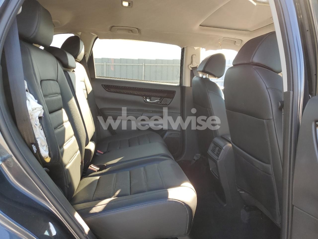 Photo 11 of 2023 HONDA CR-V EXL N/A (VIN 2HKRS4H7XPH124932)