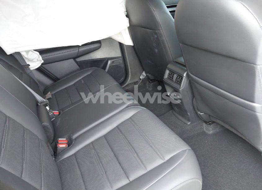 Photo 8 of 2024 Honda Cr-v EX-L AWD (VIN 2HKRS4H7XRH464844)