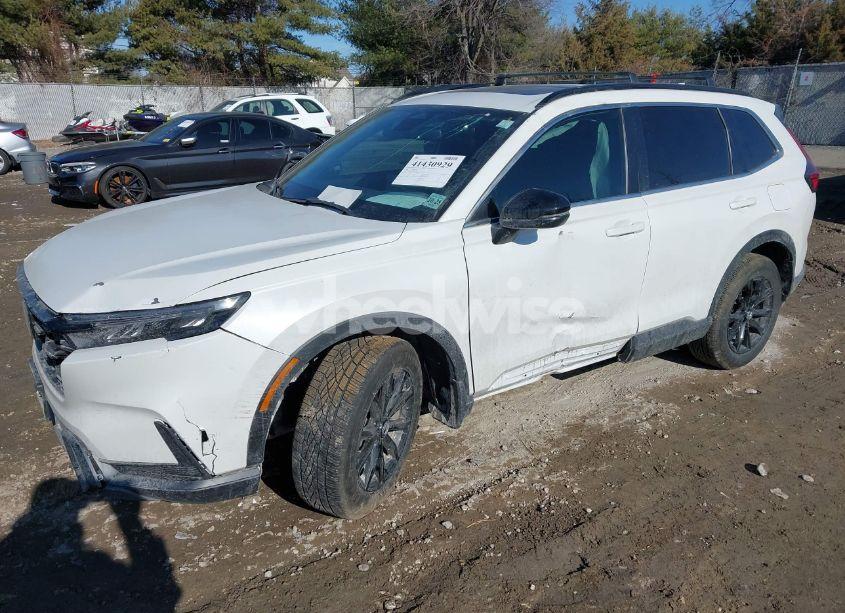 Photo 2 of 2023 Honda Cr-v HYBRID SPORT (VIN 2HKRS6H59PH817744)