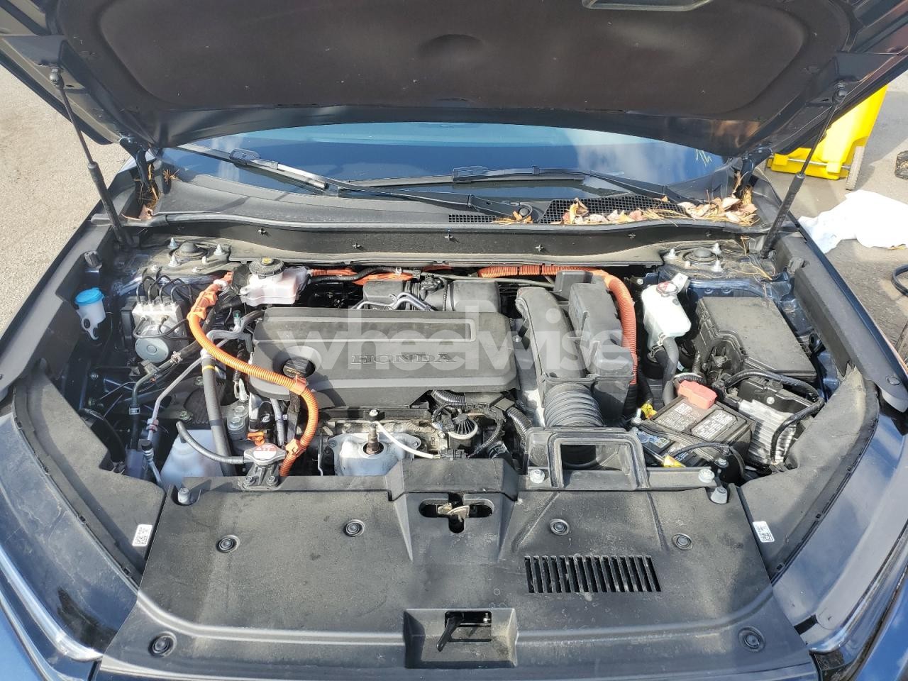 Photo 12 of 2024 HONDA CR-V SPORT (VIN 2HKRS6H59RH802728)