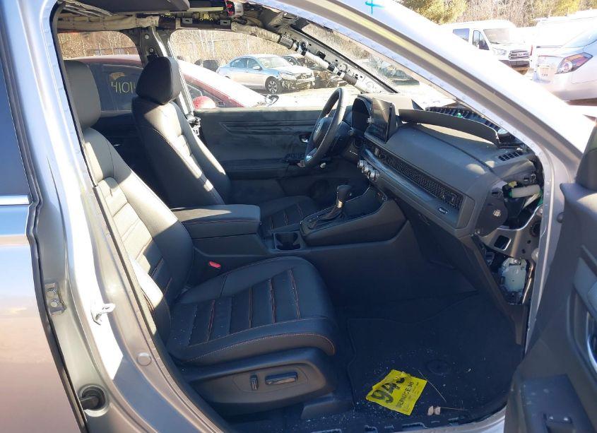 Photo 5 of 2025 Honda Cr-v HYBRID SPORT-L (VIN 2HKRS6H80SH802066)
