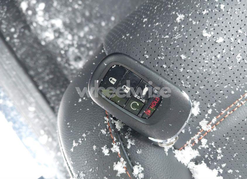 Photo 11 of 2025 Honda Cr-v HYBRID SPORT-L (VIN 2HKRS6H82SH806930)