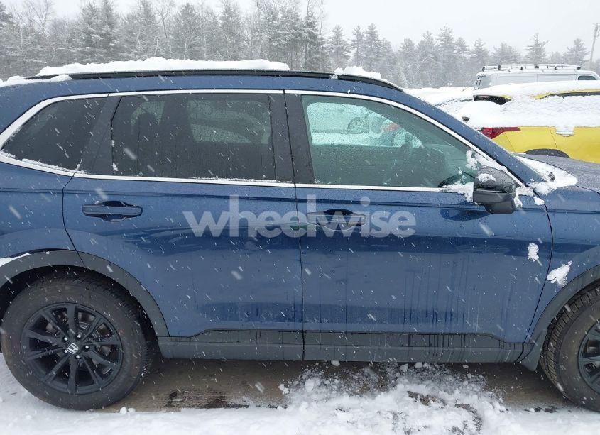 Photo 13 of 2025 Honda Cr-v HYBRID SPORT-L (VIN 2HKRS6H82SH806930)