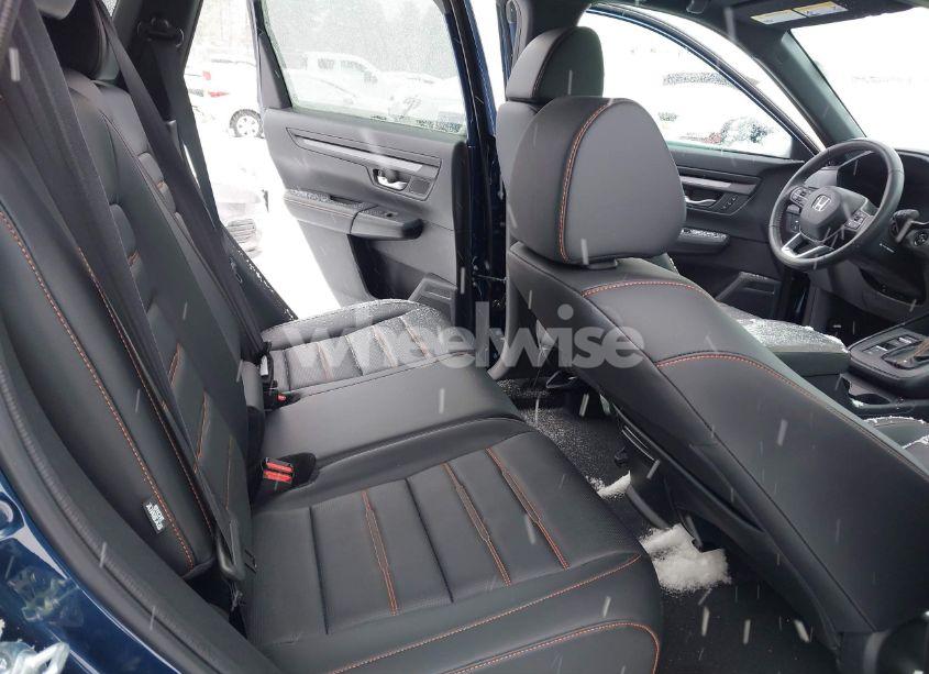 Photo 8 of 2025 Honda Cr-v HYBRID SPORT-L (VIN 2HKRS6H82SH806930)
