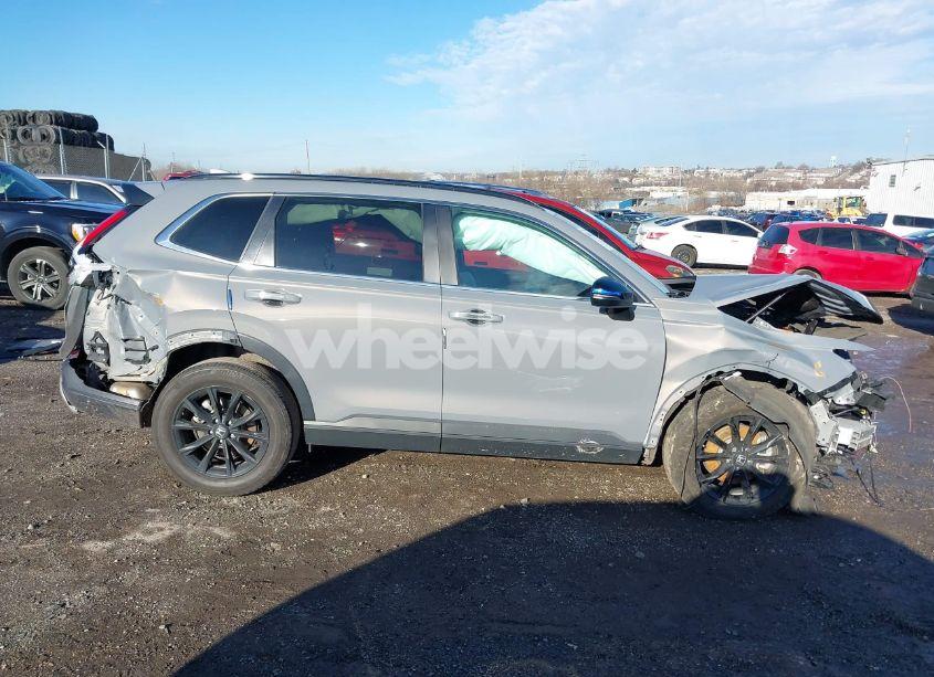 Photo 14 of 2024 Honda Cr-v HYBRID SPORT-L (VIN 2HKRS6H89RH802240)