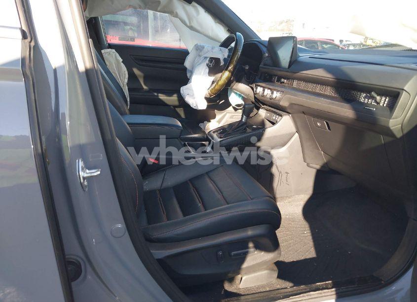 Photo 5 of 2024 Honda Cr-v HYBRID SPORT-L (VIN 2HKRS6H89RH802240)