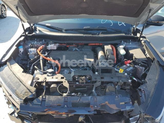 Photo 6 of 2025 HONDA CR-V SPORT-L (VIN 2HKRS6H8XSH800812)