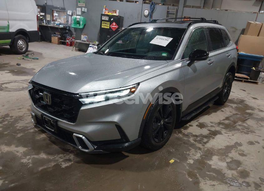 Photo 2 of 2025 Honda Cr-v HYBRID SPORT TOURING (VIN 2HKRS6H96SH806860)