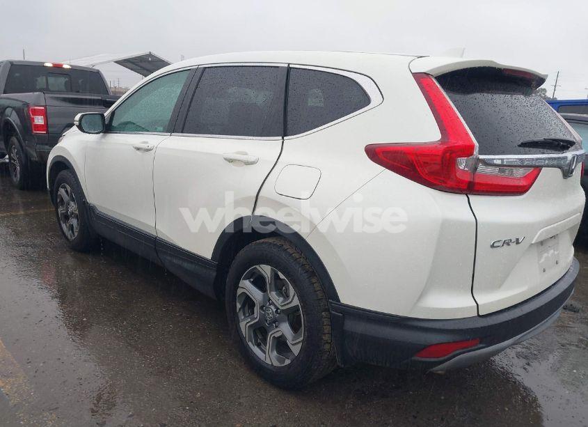Photo 3 of 2018 Honda Cr-v EX (VIN 2HKRW1H51JH521826)