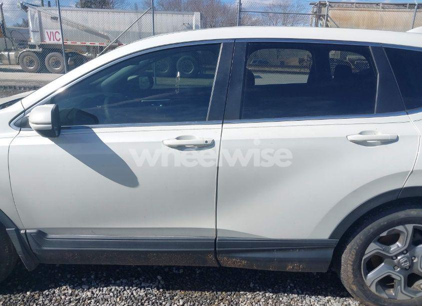 Photo 14 of 2018 Honda Cr-v EX (VIN 2HKRW1H52JH505831)