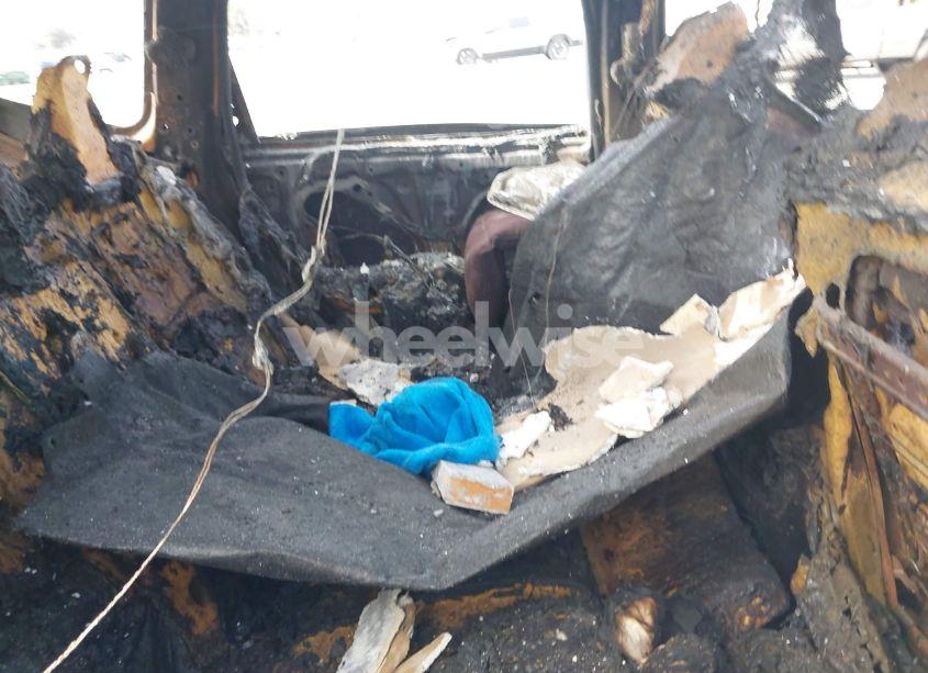 Photo 8 of 2018 Honda Cr-v EX (VIN 2HKRW1H55JH517701)