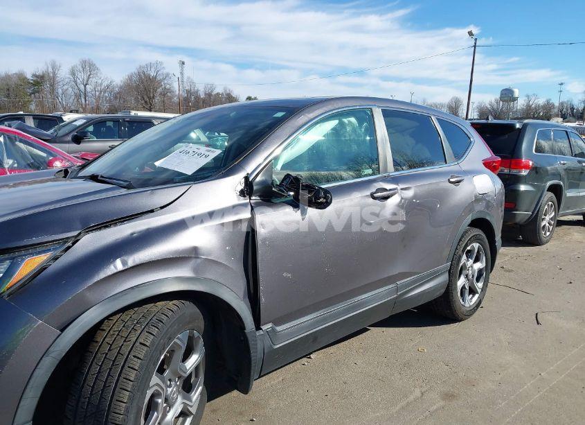 Photo 6 of 2019 Honda Cr-v EX (VIN 2HKRW1H55KH507199)