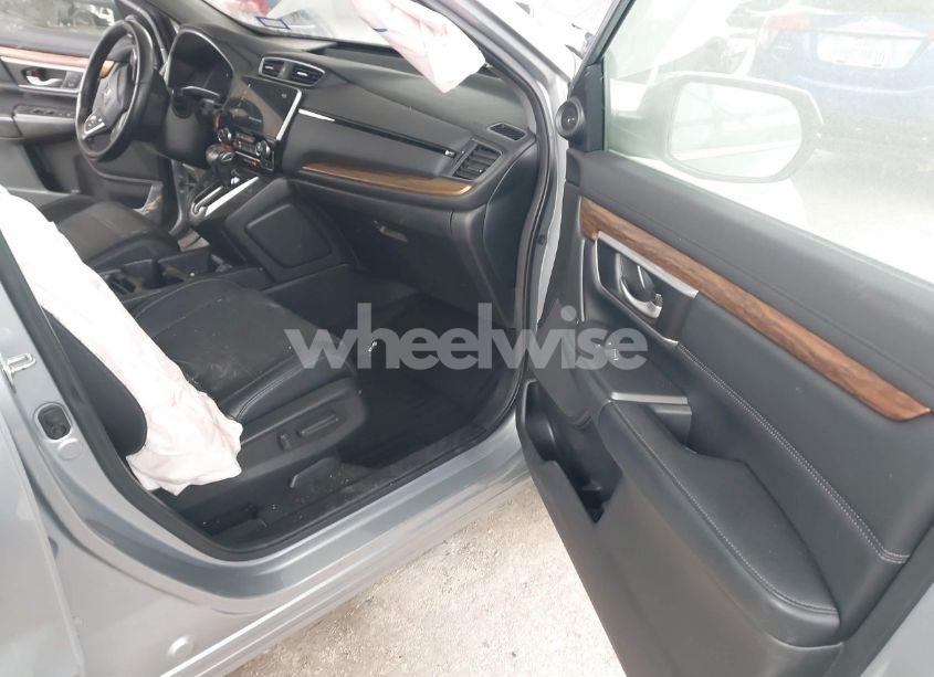 Photo 5 of 2017 Honda Cr-v TOURING (VIN 2HKRW1H91HH516249)